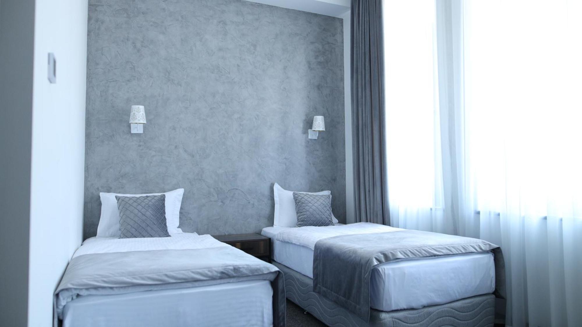 Bmg Hotel By Grigoryans Group Goris Exteriér fotografie